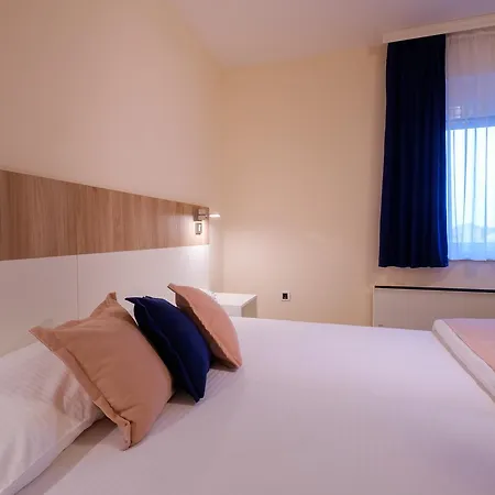 Airport Garni 3* Bělehrad