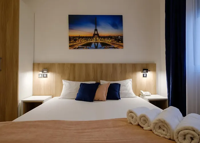 Hotel Airport Garni 3*